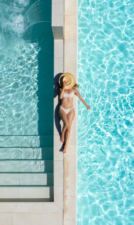 Piscina con idromassaggio